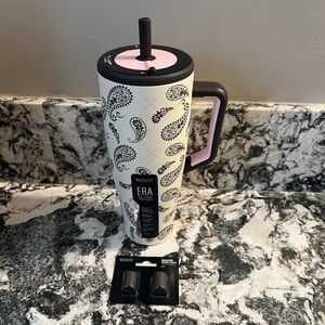 BruMate Era 40oz Tumbler in Paisley! New! Limited Edition!